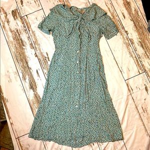 Kathie Lee Vintage dress